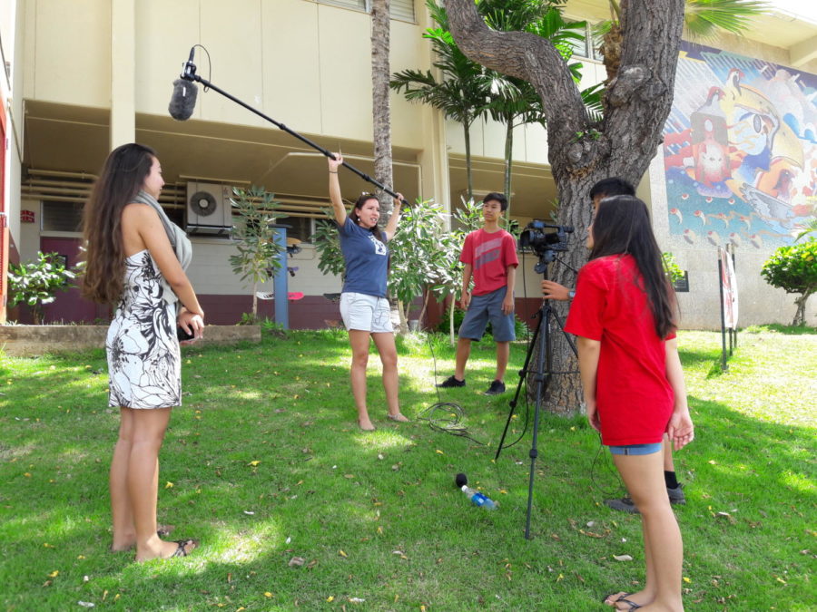 Nikki%2C+a+proud+Falcon+alumna%2C+visited+from+PBSHawaii+and+gave+the+Morning+Bulletin+class+tips+on+framing+and+using+the+boom+mic.