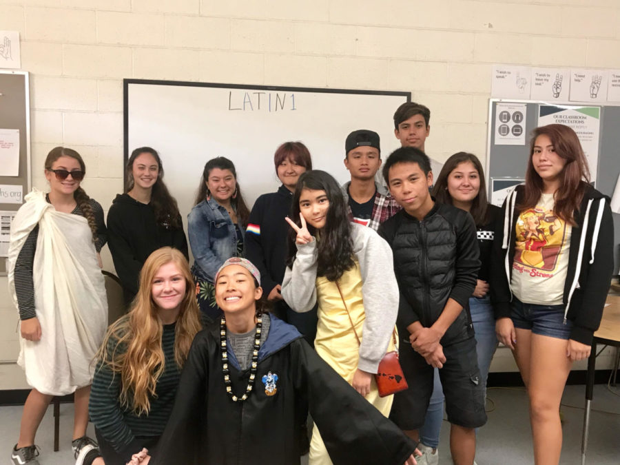 Students in Kalanis first Latin 1 at Kalani High School. Photo by C. Yoshina-Nguyen.