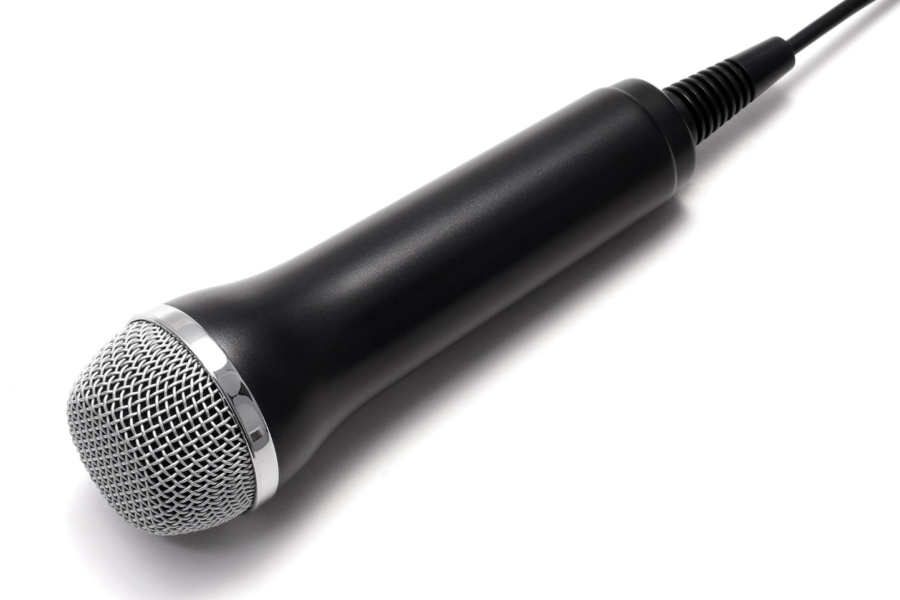 Microphone. Wiki commons 2019.