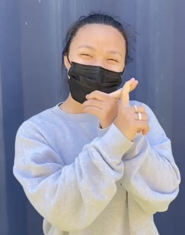 Maya Wu (9) counts of the three different ways that she would describe herself and explains her reasons. Kalani Leo reporters went around campus asking students to describe themselves and the results are illuminating!   