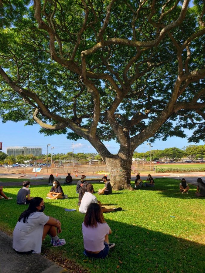 Students in the Pathway Exploration class establish personal goals and work toward seeking purpose through our Project Wayfinder curriculum. Photo by Ms. Omura.